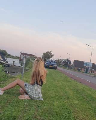 trans girl Agustina 0365053 trans girl Agustina 0365053
