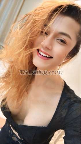 trans girl AkiraDanii 8016639 trans girl AkiraDanii 8016639
