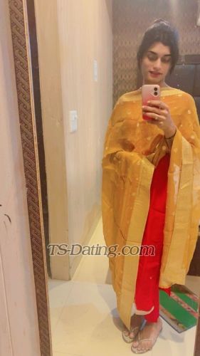 trans girl Chahatqueen 1933076 trans girl Chahatqueen 1933076