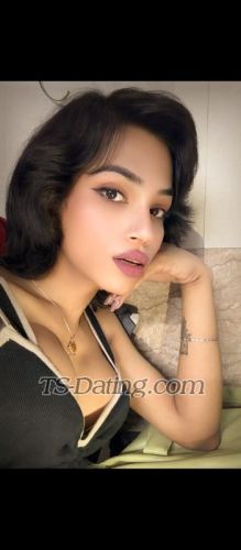 trans girl Elveera 0163313