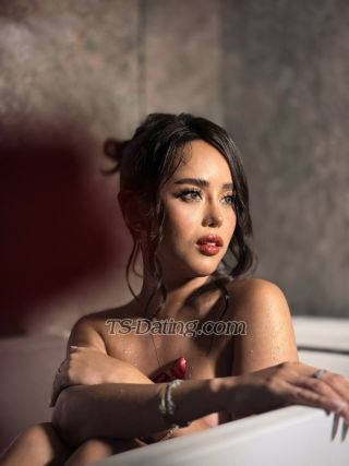 trans girl Emerald07 0243922 trans girl Emerald07 0243922