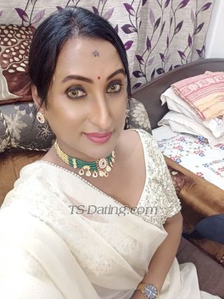 trans girl IshaSharma 9028004 trans girl IshaSharma 9028004