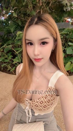 trans girl LillyBloosom 0746895 trans girl LillyBloosom 0746895