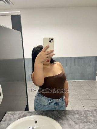 trans girl MIRALEE 0007204 trans girl MIRALEE 0007204