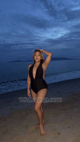 trans girl MargaGarcia 1421111 trans girl MargaGarcia 1421111