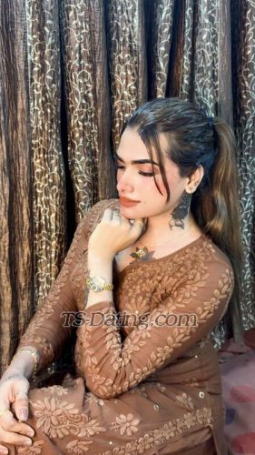 trans girl MuskanJ 1736893
