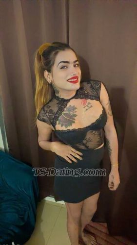 trans girl MuskanJ 4977339