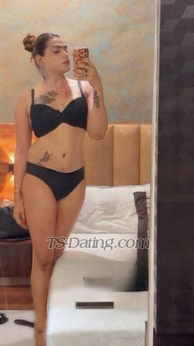 trans girl MuskanJ 7383030
