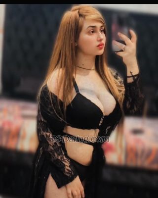 trans girl Rimalshah 3231610