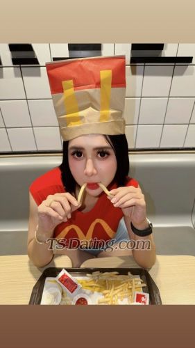 trans girl TSSAM 0665815 trans girl TSSAM 0665815