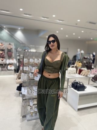 trans girl Vaani21 7504428 trans girl Vaani21 7504428