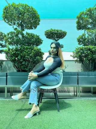 trans girl YourAnika 8180010 trans girl YourAnika 8180010